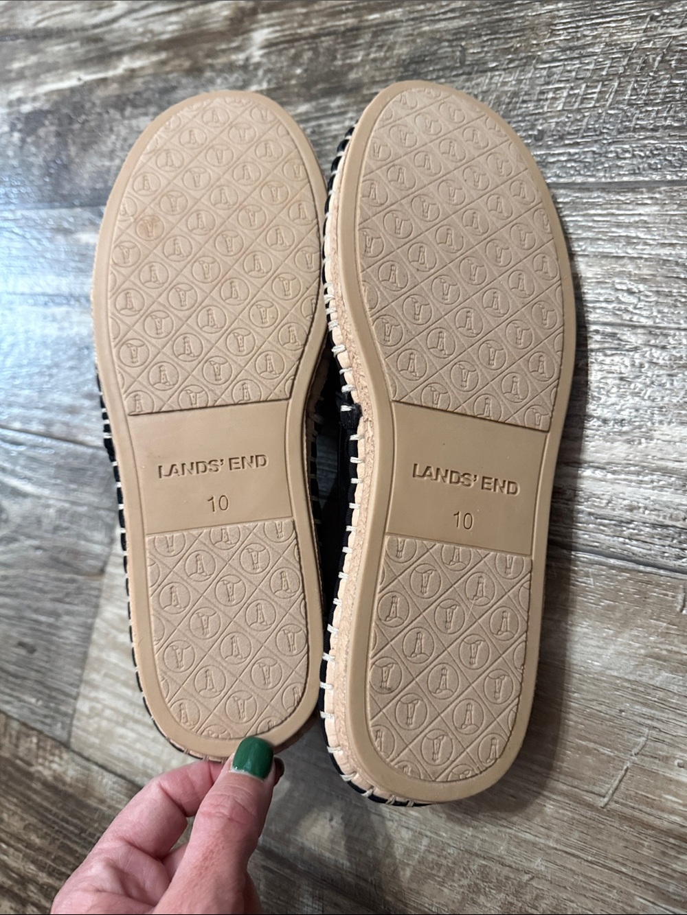 New Land’s End Classic Black Slip-On Women's Espadrilles - Picture 4 of 4